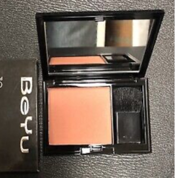 BeYu Other - 🌸 BeYu Catwalk Powder Blush Make Up Contouring #36 Catwalk